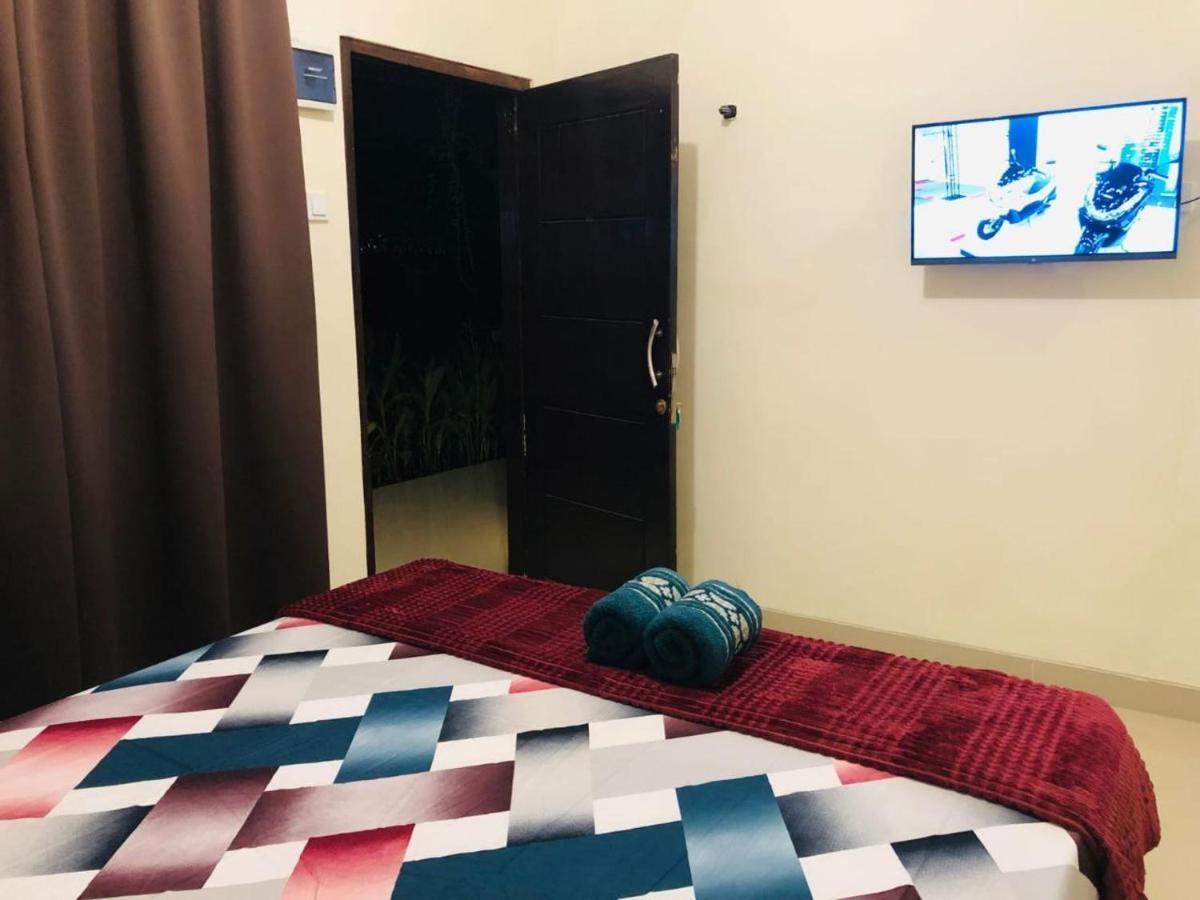 Calliandra Homestay Banyuwangi  Eksteriør bilde