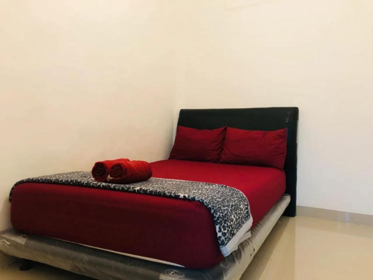 Calliandra Homestay Banyuwangi  Eksteriør bilde